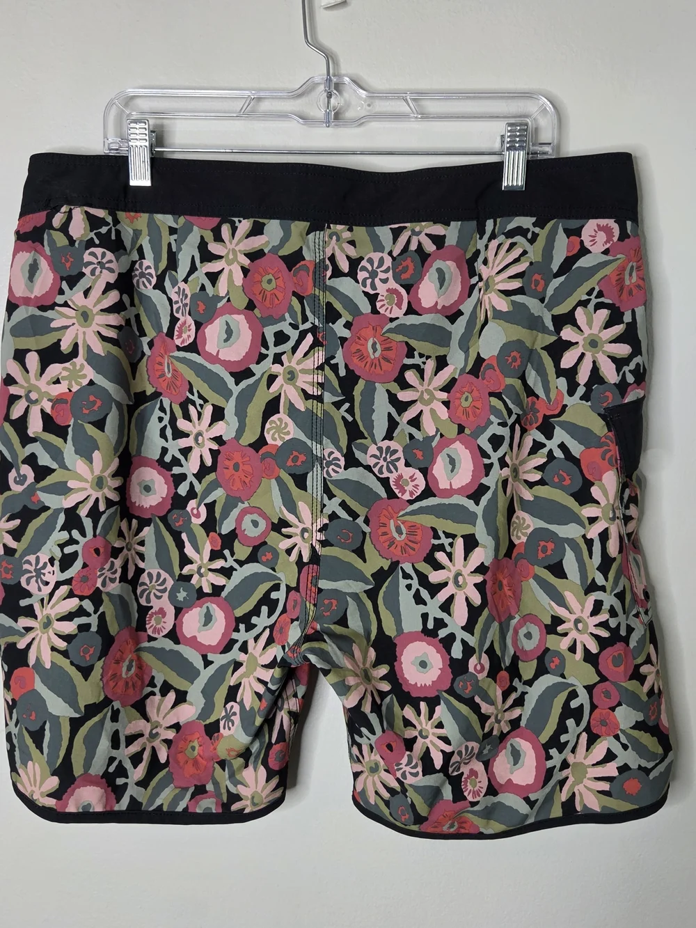 RVCA Men’s Eastern 4-Way Stretch Boardshorts